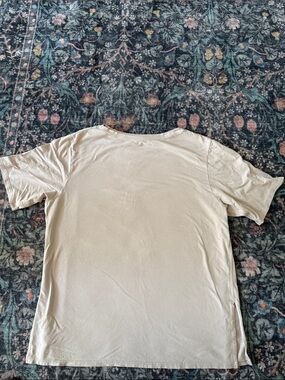 Lululemon Crew Neck T-Shirt - Cream